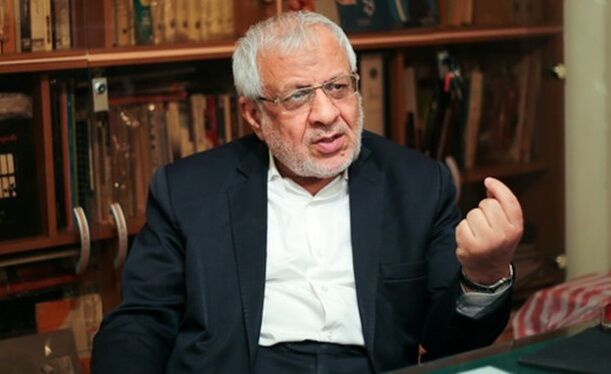 بادامچیان: برای رئیسی ۱۰۰ هزار پوستر و تراکت در تهران پخش کردیم
