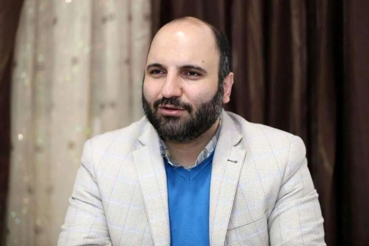 استوری جدید رضا عاشری برای توجیه درخواست ترور پزشکیان