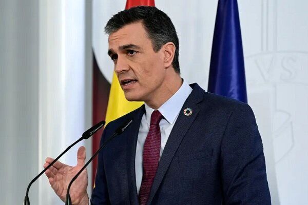 واکنش نخست‌‌وزیر اسپانیا به توهین ترامپ علیه پاپ/ برخی در جهان جنگ می‌کارند