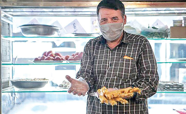 اغذیه‌فروشان باید پروتکل‌های بهداشتی را رعایت کنند 