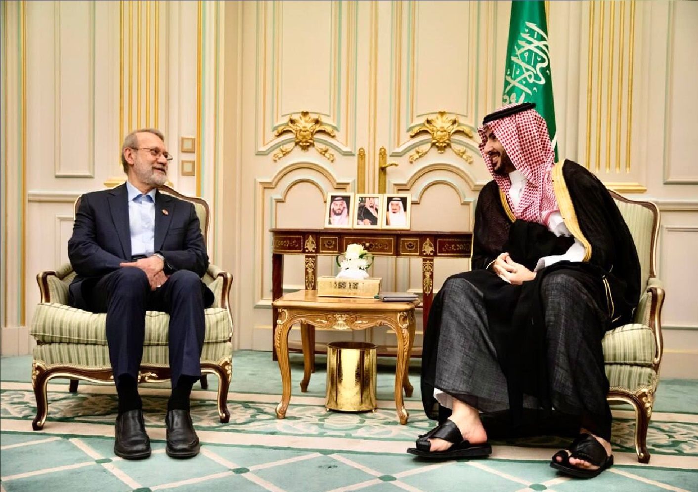 علی لاریجانی و خالد بن‌سلمان آل‌سعود چه تصمیمی درباره توافقات دو کشور در گذشته گرفتند؟