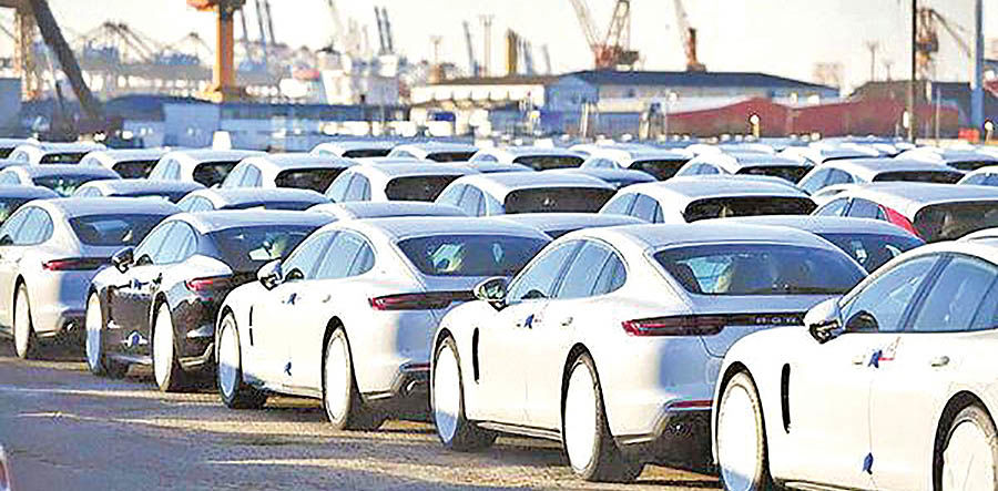 خودروسازی در بیراهه جنگ تجاری
