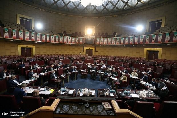 تشکیل جلسه هیئت عالی نظارت مجمع تشخیص مصلحت نظام برای بررسی بودجه 1402