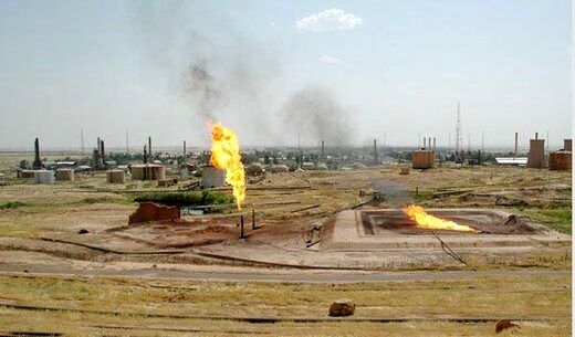 داعش به یک میدان نفتی حمله کرد 