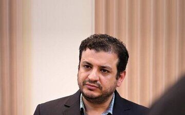 توهین توئیتری و زشت رائفی پور به زنان 