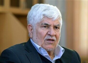 عکسی از اصلاح‌طلب معروف در جشن تولد  محمد هاشمی