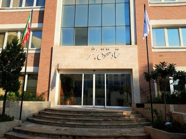 خودکشی میترا عباسی در زندان وکیل آباد مشهد صحت ندارد