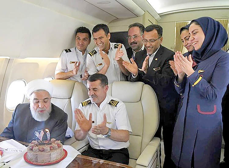 جشن تولد رئیس‌جمهور در آسمان ایران 