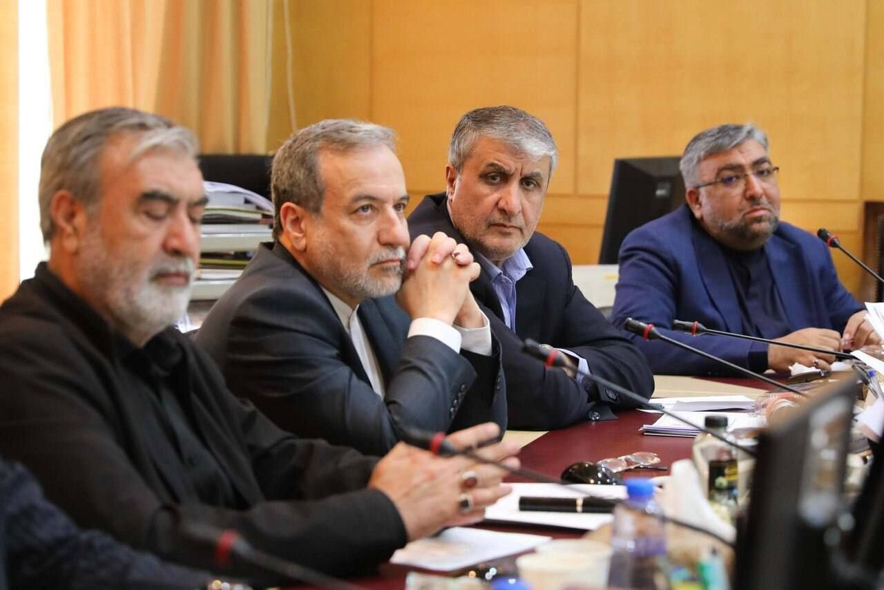عراقچی شروط ایران برای مذاکرات غیر مستقیم با آمریکا را در کمیسیون امنیت ملی تشریح کرد

