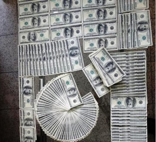 دستگیری ۳ فروشنده دلارهای تقلبی در تهران 