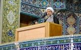 خط و نشان امام جمعه تبریز برای یک کارگردان از تریبون نماز جمعه/ شما چه‌کاره هستید؟/ فکر می‌کنید از هنر سررشته دارید؟