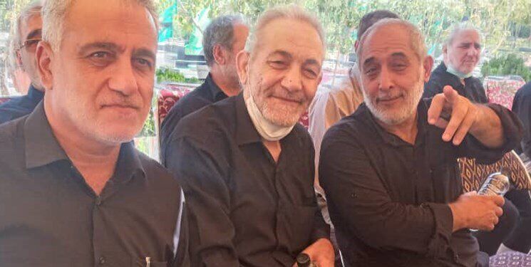 چهره ماندگاری که 9 سال ایستاده خوابید + تصاویر
