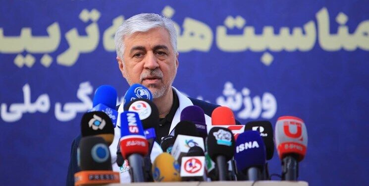 وزیر ورزش: کی‌روش را کنار نخواهیم گذاشت