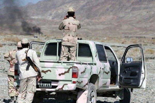 پیشنهاد یک رسانه به سرلشکر باقری: در مرزا سرباز حرفه ای استفاده کنید