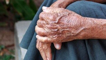 7 عادت که باعث پیری زودرس پوست می‌شود!