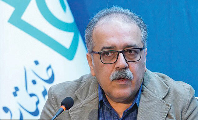 دخالت سازمان‌های دولتی در نشر مخرب است