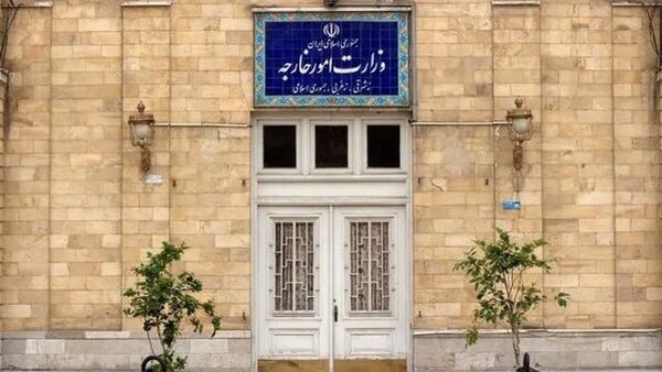 هشدار ایران درباره استقرار ناوهای جنگی آمریکا در سواحل ونزوئلا
