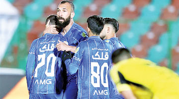 سهراب، مثل پارسال