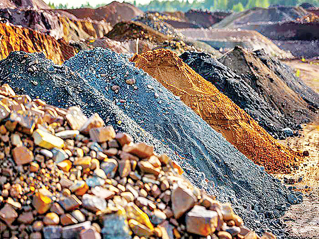 سرمایه‌گذاری کانادا در عناصر نادر خاکی