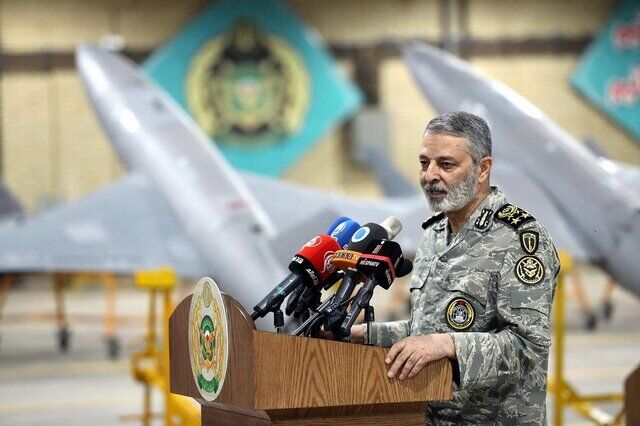 سرلشکر موسوی: توان پهپادی ارتش در حال افزایش است