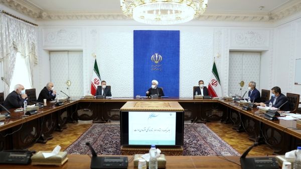 روحانی: عرضه سهام شرکت‏‌های دولتی در بازار سرمایه ادامه خواهد یافت