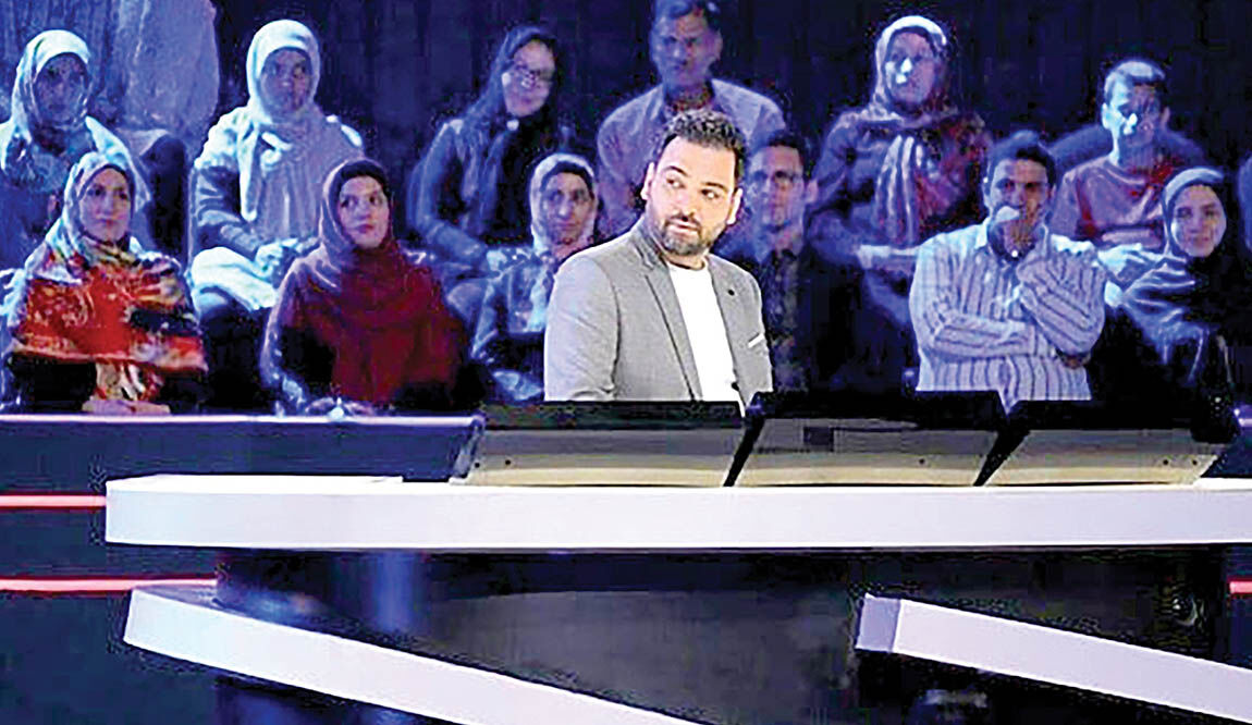 پاسخ علیخانی به حاشیه حضور حرفه‌ای‌ها در «عصر جدید» 