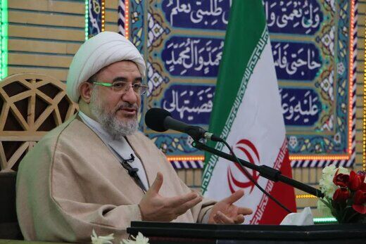 آیت‌الله اراکی: هر جنسی که رهبری می‌گوید ارزان شود، دشمن آن را گران می‌کند