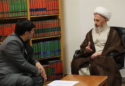 انتقاد آیت‌الله سبحانی از افزایش بی‌رویه کرایه تاکسی‌ها در قم
