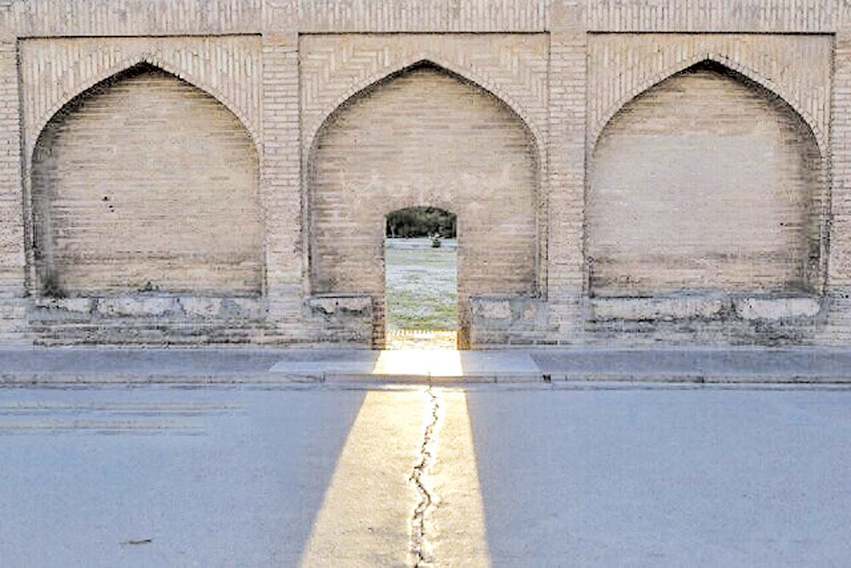 ارائه بسته راهکار مقابله با فرونشست زمین در اصفهان به هیات دولت