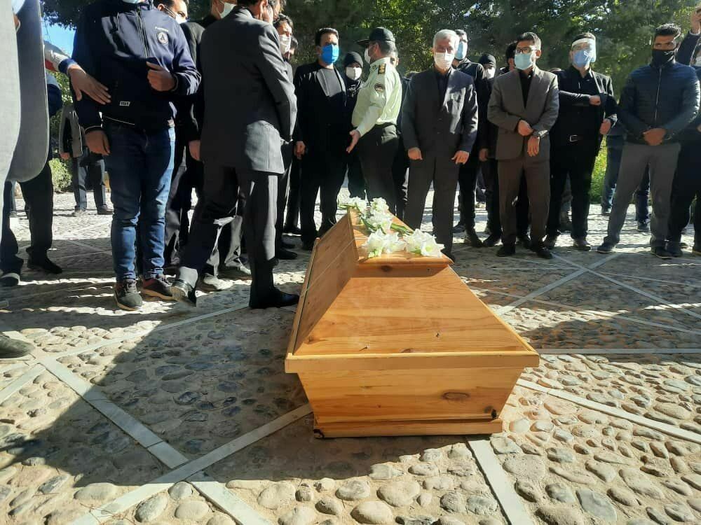 پیکر استاد شجریان در خانه ابدی خود آرام گرفت