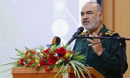 فرمانده کل سپاه: نمی‌توانم بسیاری از واقعیت‌های شیرین را بگویم