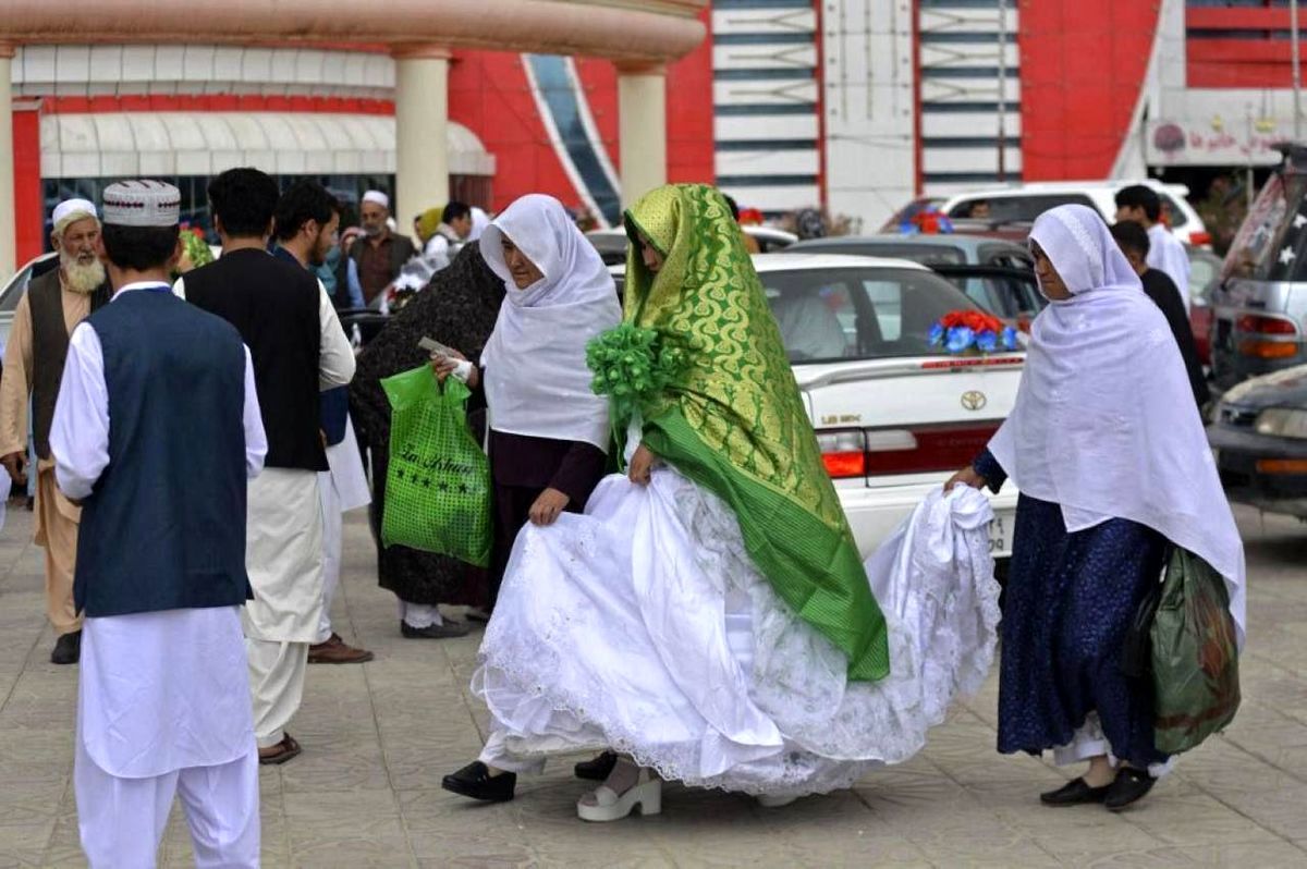 محدودیت‌های عجیب طالبان برای مراسم عروسی/ رفتن داماد به زنانه ممنوع 