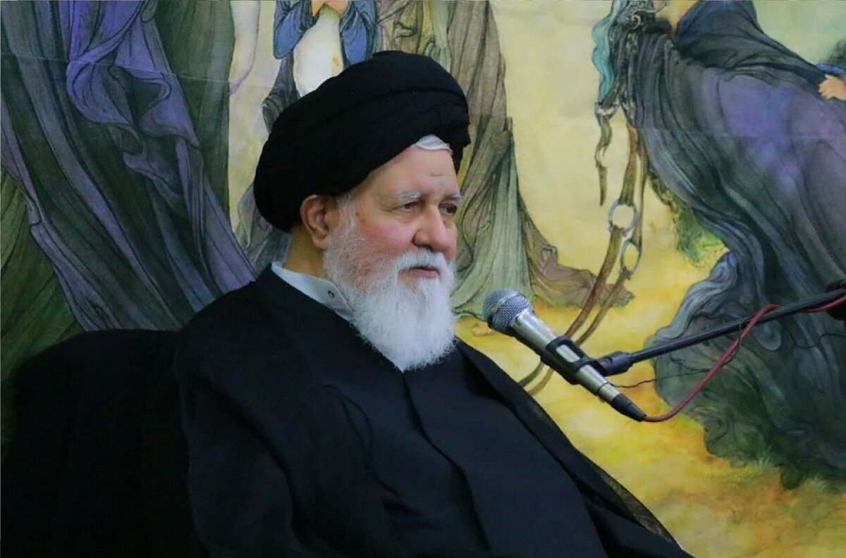 علم‌الهدی: آمریکا می‌خواهد بعد از انتخاباتش، حملات شدیدی را شروع کند/ باید استقامت کنیم و به هیچ وجه تسلیم نشویم