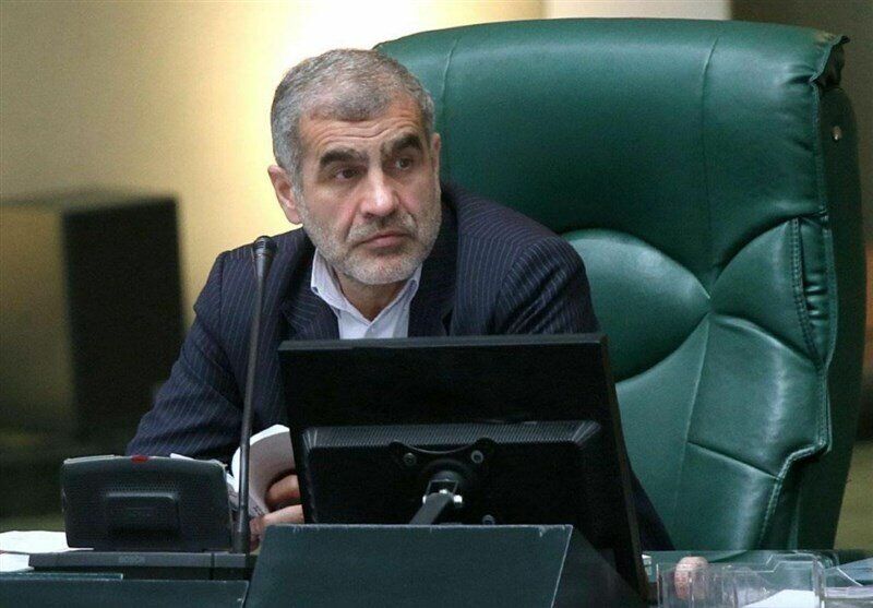 هشدار نائب رئیس مجلس درباره ثروت کلان از قِبَل حذف ارز 4200تومانی