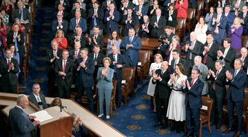 کیش پادشاه به ترامپ