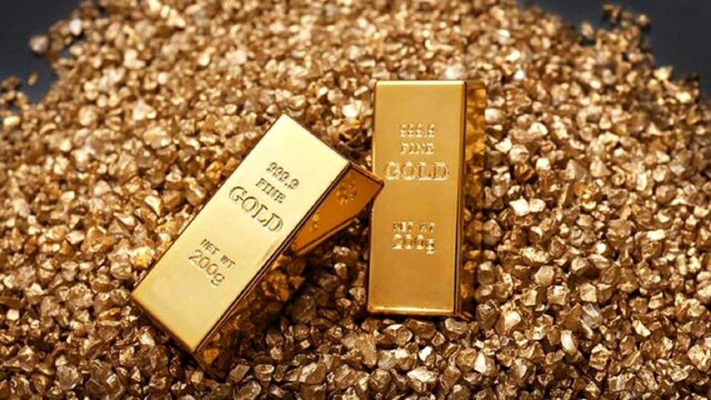 طلا در قعر ماند / دلار ثابت ماند