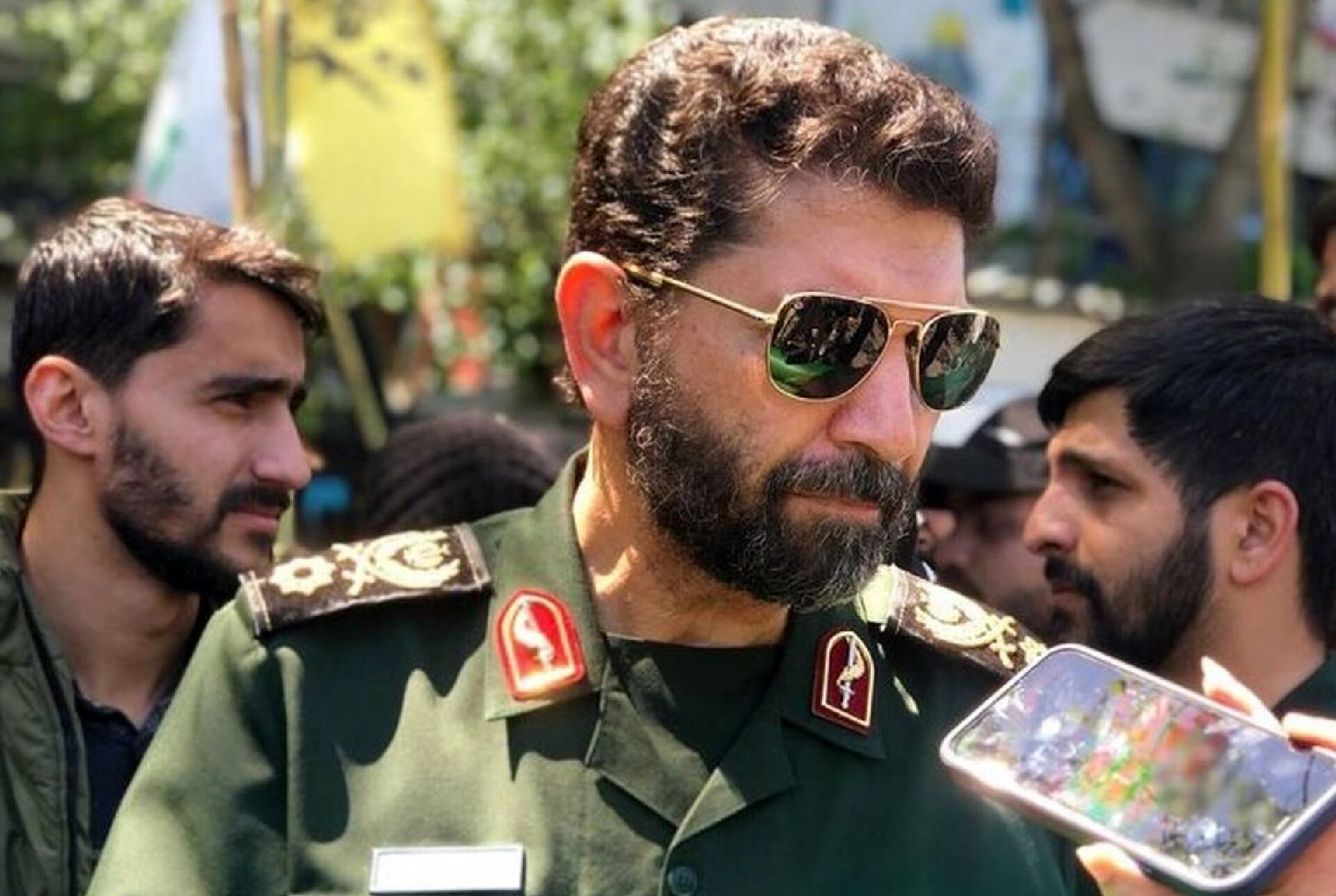 سردار حسن زاده: پیکر رهبر شهید انقلاب را با بالگرد در مسیر تشییع عبور خواهیم داد/ توصیه مهم به شرکت کنندگان در مراسم تشییع