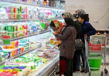 افزایش نجومی قیمت لبنیات در بازار / شیر خام چقدر شد؟