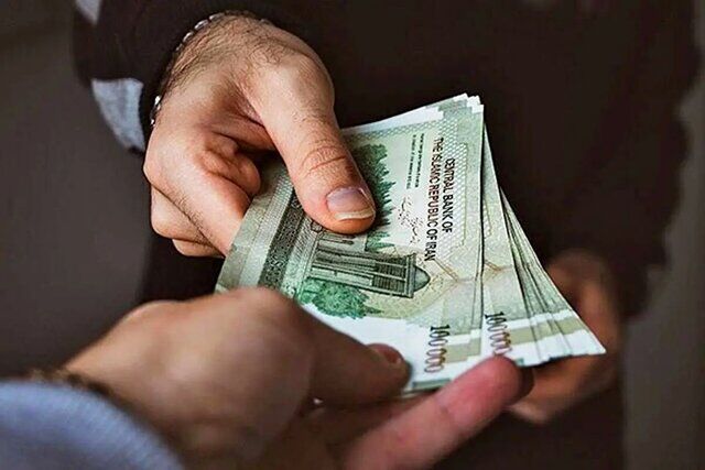 این کارگران عیدی کامل می‌گیرد/ کارگران اخراجی هم عیدی می‌گیرند؟