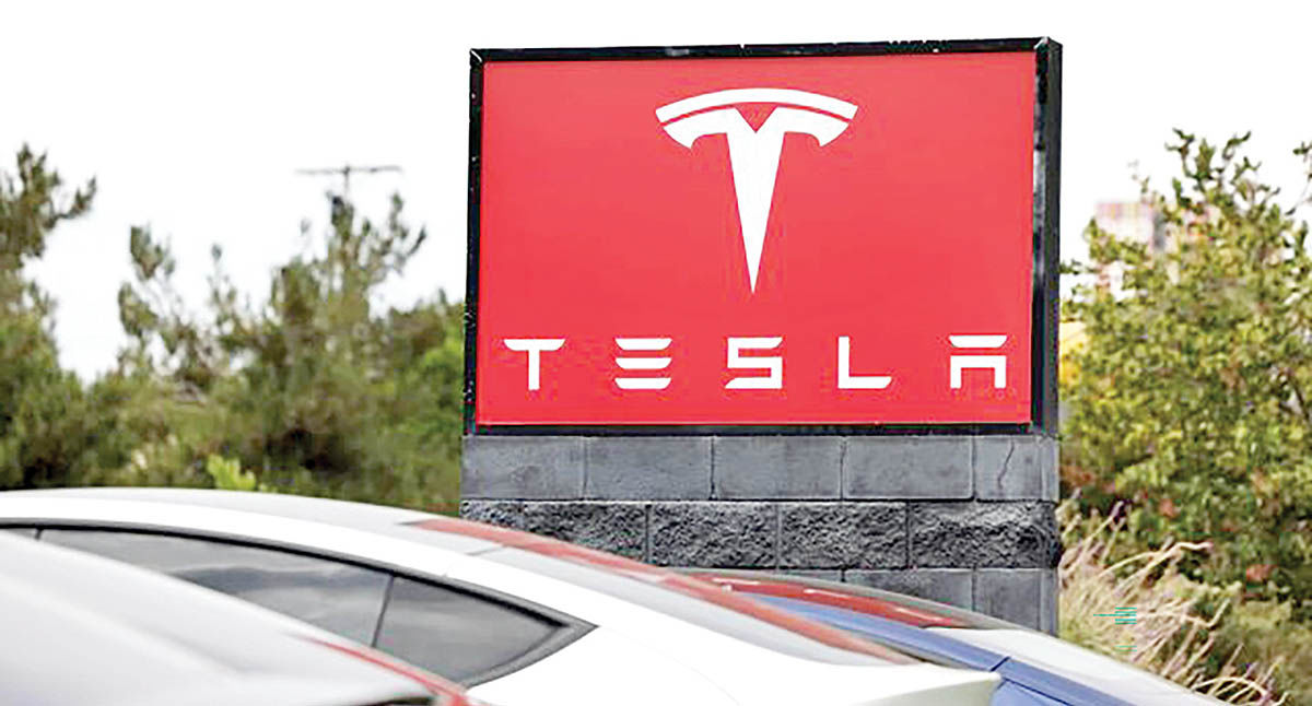 فروش مدل‌های جدید تسلا در سراشیبی
