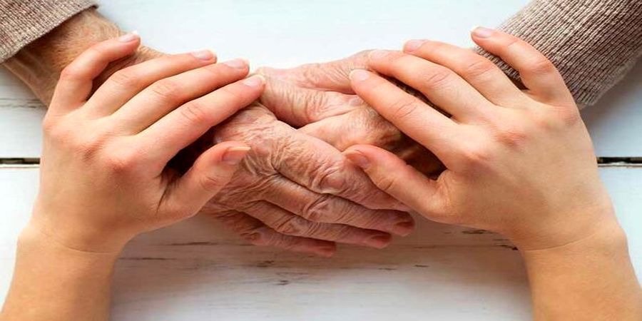 این 10 ماده غذایی باعث پیری پوست شما می شوند