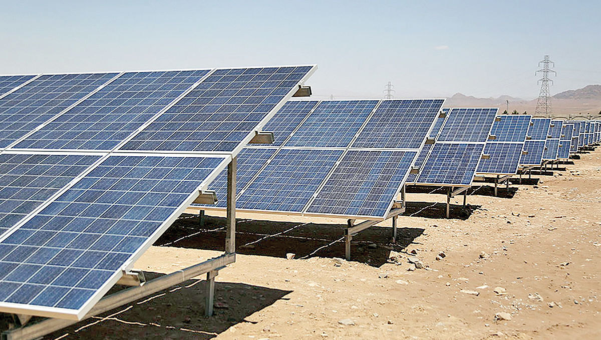 راه‌‌‌اندازی 2 نیروگاه خورشیدی در رودبار طی سال آینده