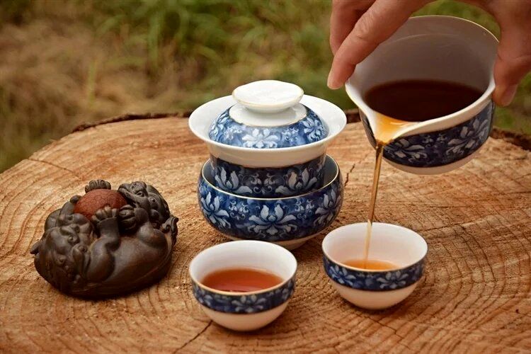 راز خوشخلقی صبحگاهی فاش شد/ خوردن چای و قهوه در صبح حالتان را بهتر می کند؟