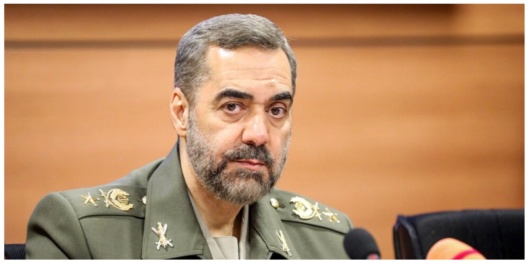 واکنش وزیر دفاع به احتمال وقوع جنگ در منطقه/ ماجرای آماده باش نیروهای مسلح در مرزها