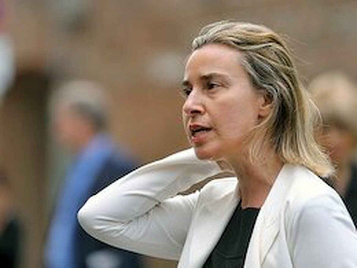 موگرینی از ریاست کالج اروپا استعفا کرد/ ماجرا چیست؟