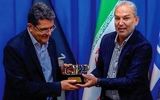اعطای «نشان عالی تشریفات فرودگاهی» به مدیران ارشد وزارت نفت در عسلویه