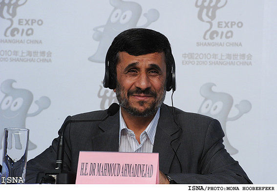 نقد کارنامه احمدی‌نژاد در تلویزیون