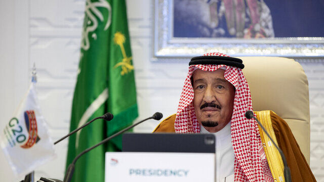 پادشاه سعودی به خانه بازگشت