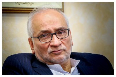 مرعشی: ایران در قله شکوه خودش ایستاده است/ نه آمریکا و نه اسرائیل نمی‌تواند بگوید برنده نظامی شده، زیرا پای تنگه هرمز کُمیتشان لنگ شد