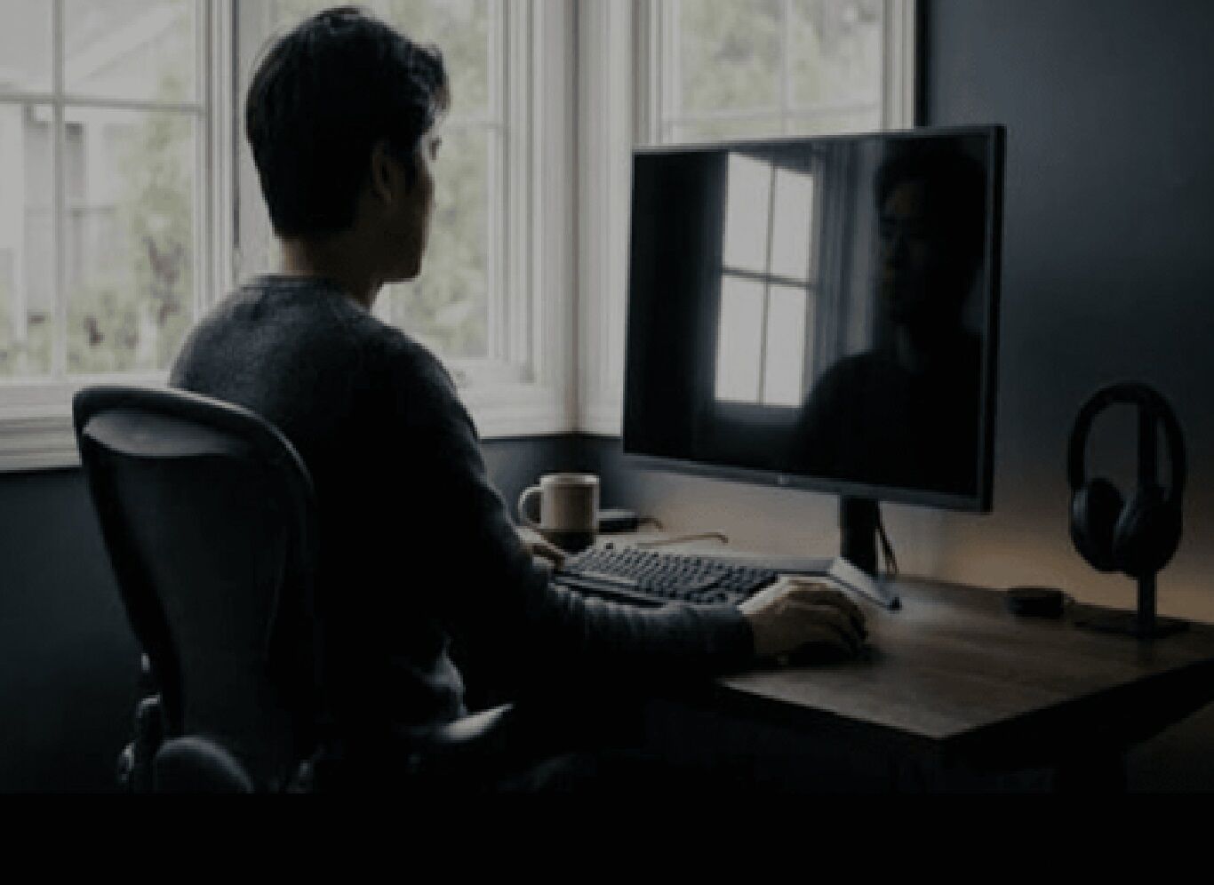 فاصله مناسب شما با مانیتور چقدر است؟/ قانون طول دست برای مانیتورهای معمولی